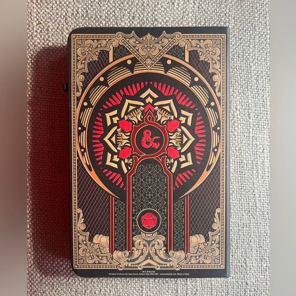 Dungeons & Dragons nice hard